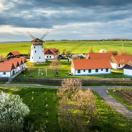 Bukovansky Mlyn Hotel 3*