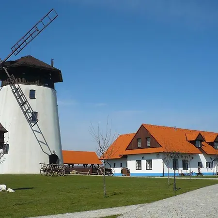 Bukovansky Mlyn Hotel