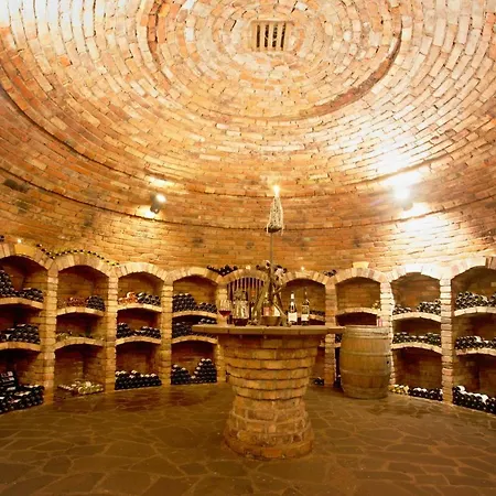 布科万斯基米林酒店 3* Bukovany